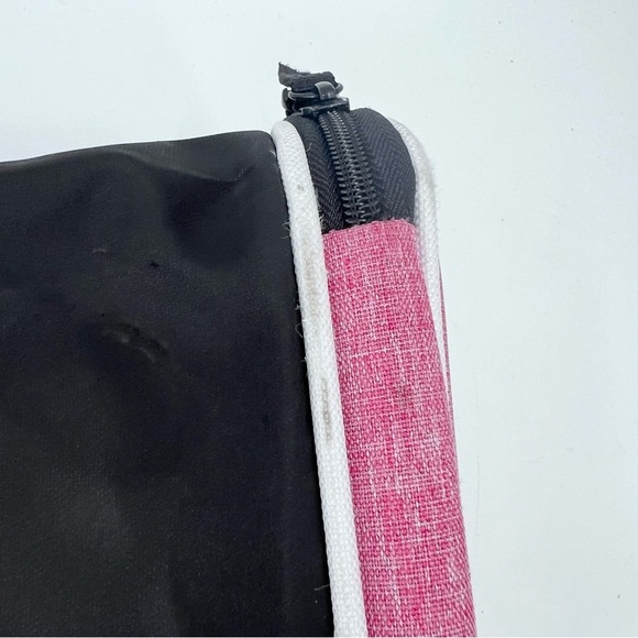 Petskd Pet Carrier, Pink & Black 17 x 13 x 9.5 Inches. Airline Approved - Picture 9 of 13